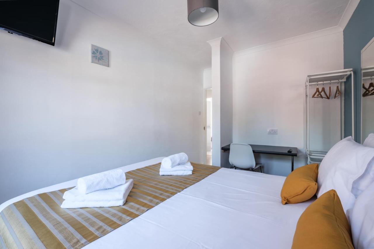 The Douglas - Spacious 2 Bed Apartment In アッディンストン エクステリア 写真