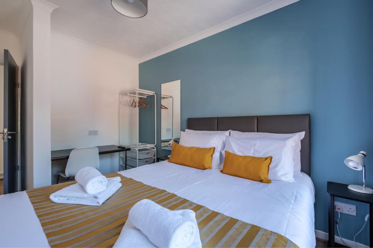 The Douglas - Spacious 2 Bed Apartment In アッディンストン エクステリア 写真
