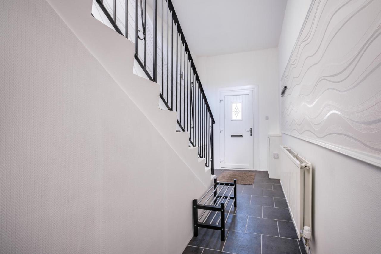 The Douglas - Spacious 2 Bed Apartment In アッディンストン エクステリア 写真