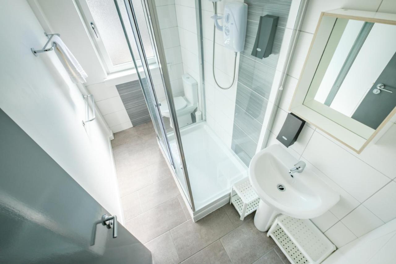 The Douglas - Spacious 2 Bed Apartment In アッディンストン エクステリア 写真
